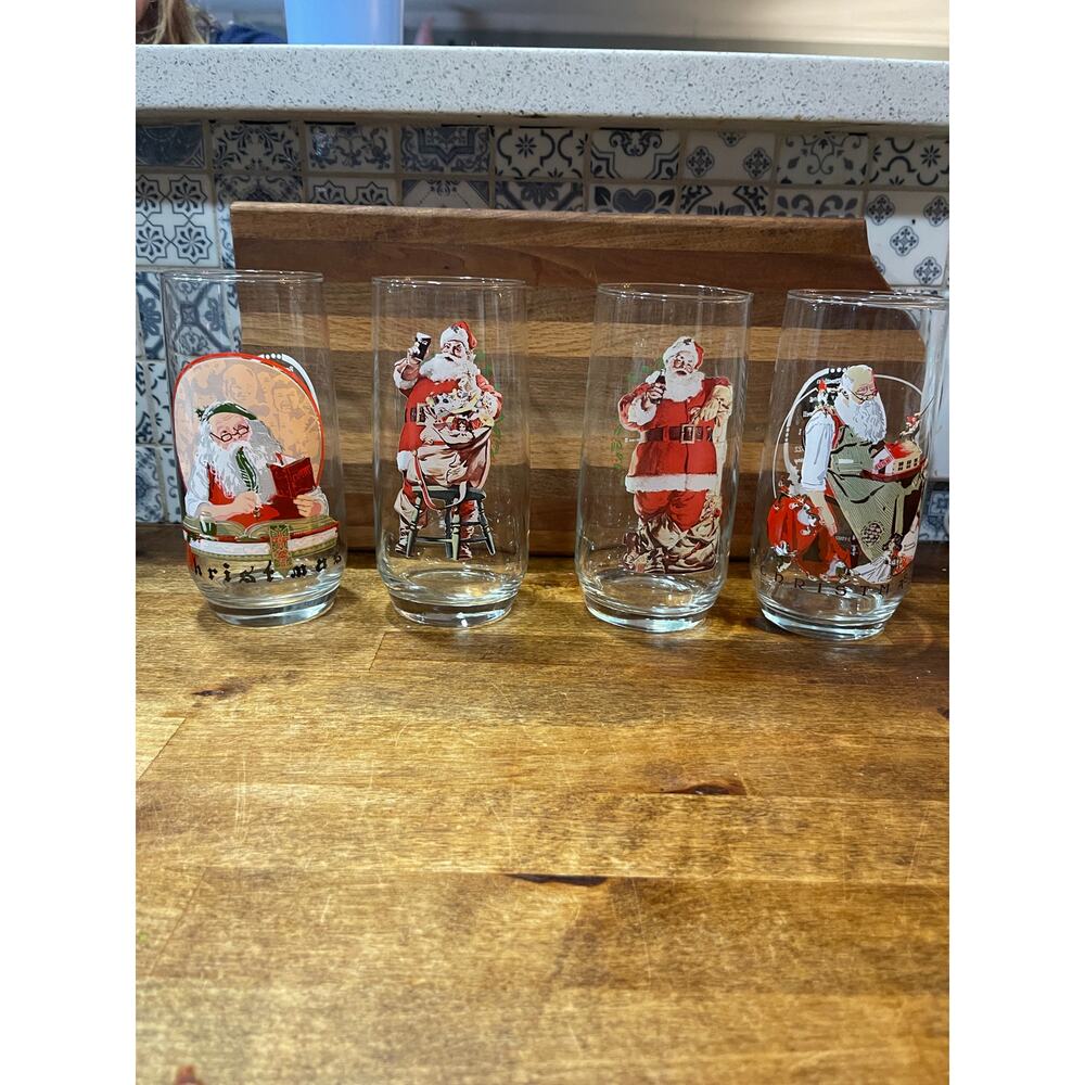 Set of 4 Vintage Santa Coca-Cola Glasses